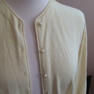 Vintage Light yellow cardigan